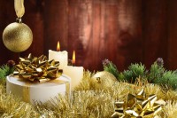 /album/pampanos/velas-y-esferas-doradas-navidad-jpg/